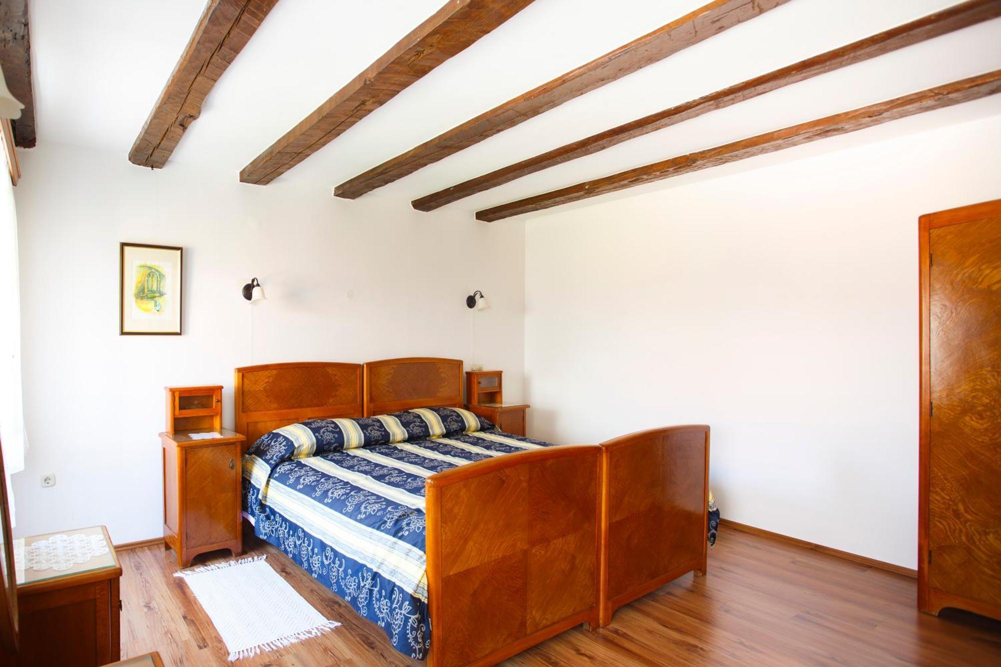 Apartments Villa Kastav In Old Town Center With Sea View And Parking Extérieur photo