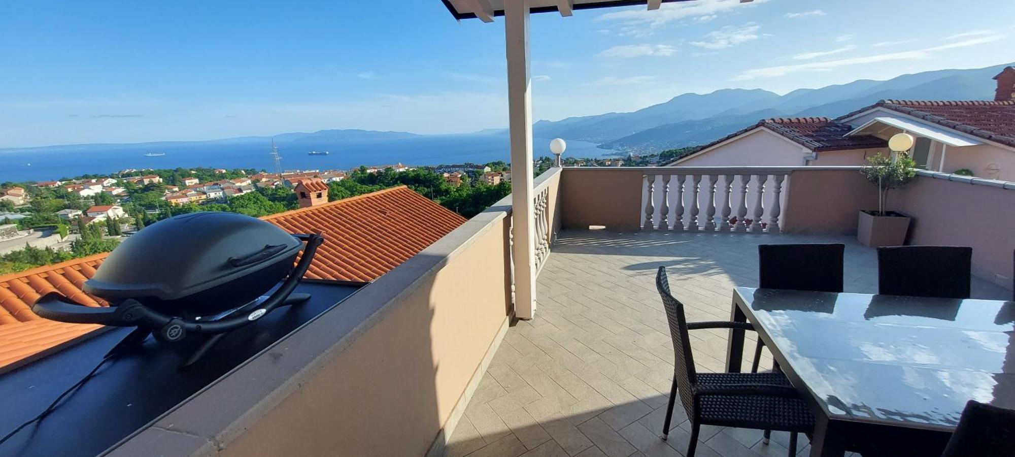 Apartments Villa Kastav In Old Town Center With Sea View And Parking Extérieur photo
