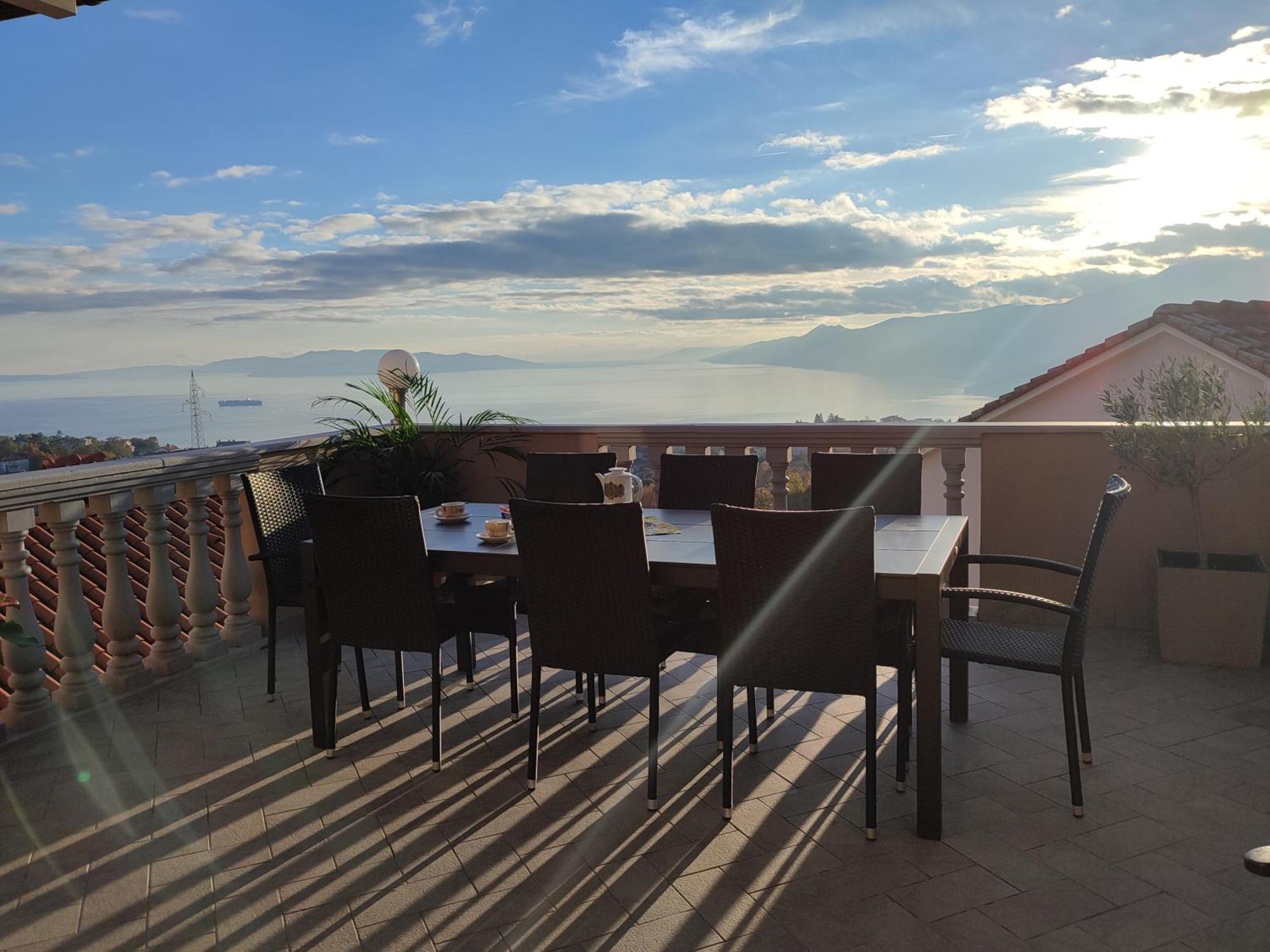 Apartments Villa Kastav In Old Town Center With Sea View And Parking Extérieur photo