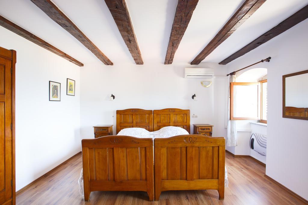 Apartments Villa Kastav In Old Town Center With Sea View And Parking Chambre photo