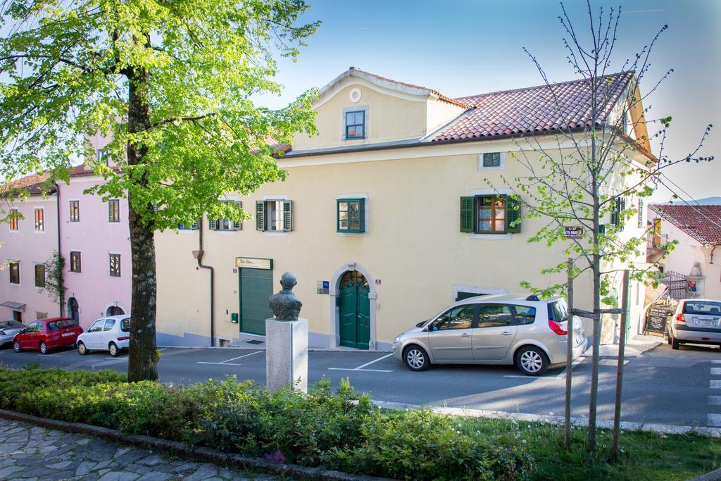 Apartments Villa Kastav In Old Town Center With Sea View And Parking Extérieur photo