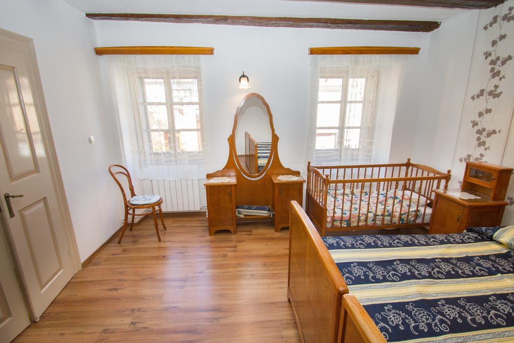 Apartments Villa Kastav In Old Town Center With Sea View And Parking Extérieur photo